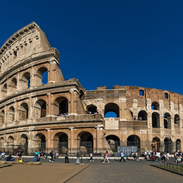Colosseum Photo